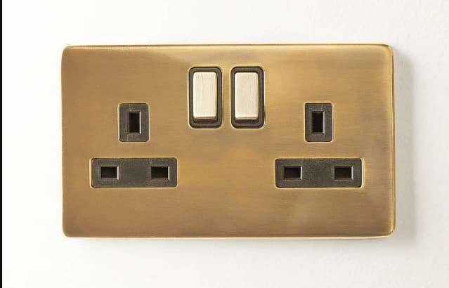 Double Florence Plug Socketing Brass